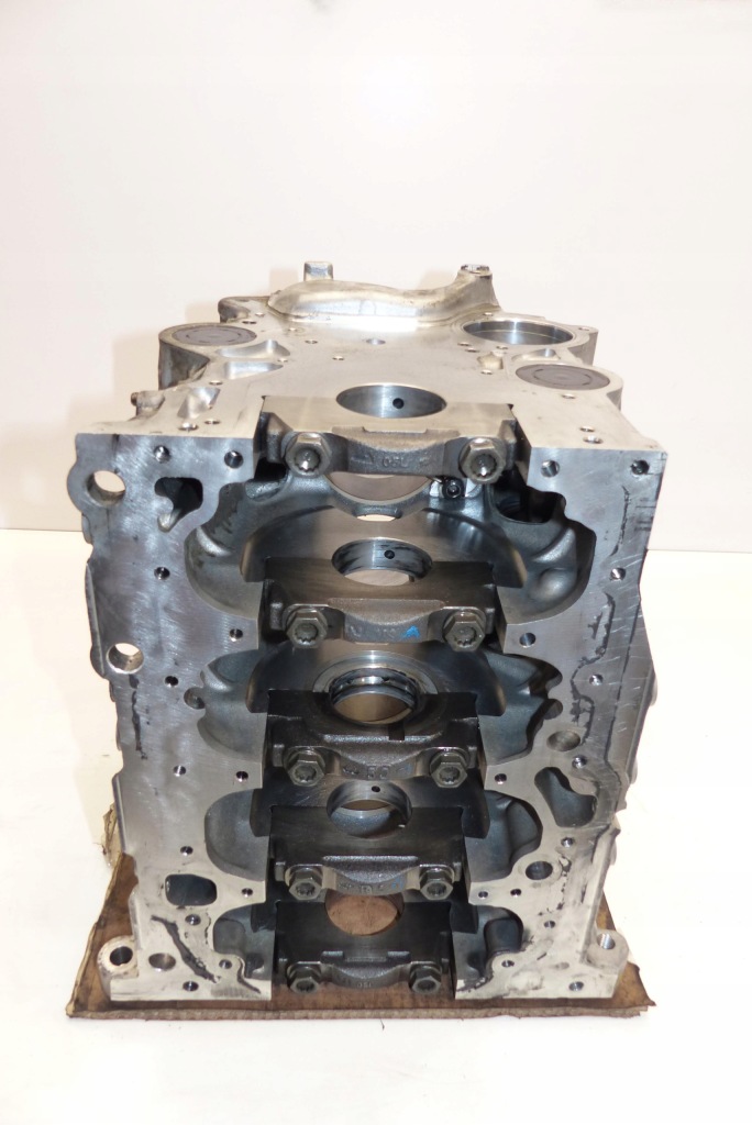 Audi a4 b9 a5 f5 30 tdi mild hybrid 2.0 tdi dez блок двигателя номинальный Киев