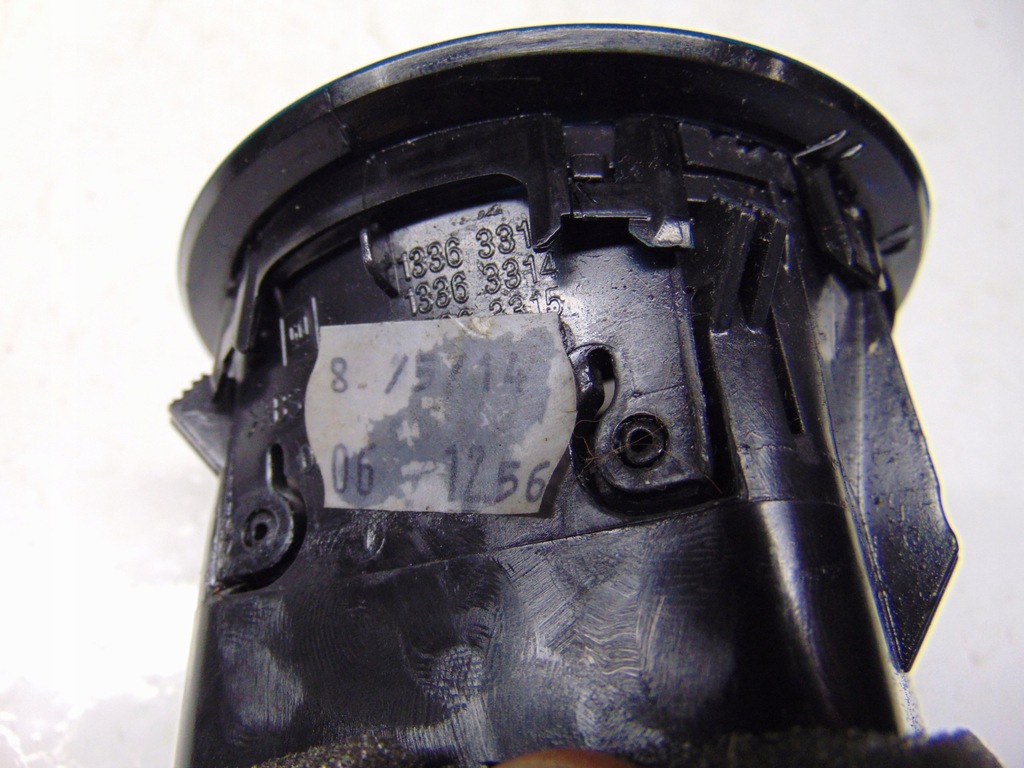 фото №4, Решётка обдув opel adam europa