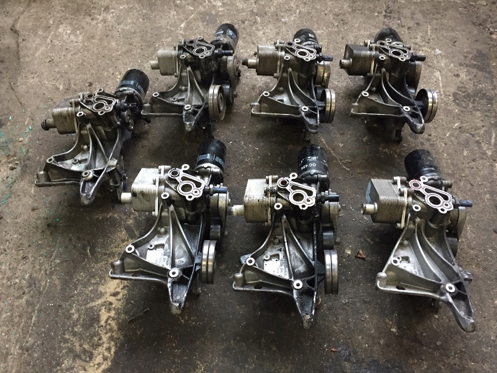 фото №10, Audi a4 b8 a5 8t основание фильтра масла 06h903143e