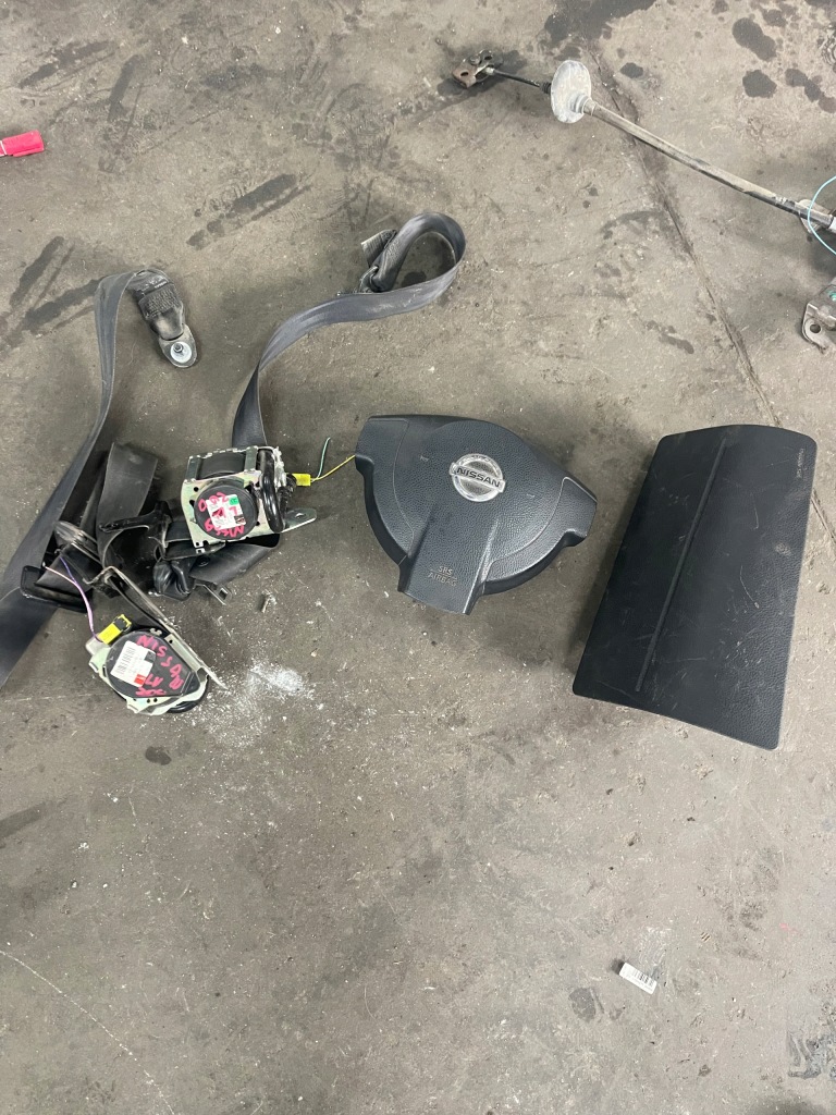 фото №1, Nissan nv200 2010r подушки безопасности ремни