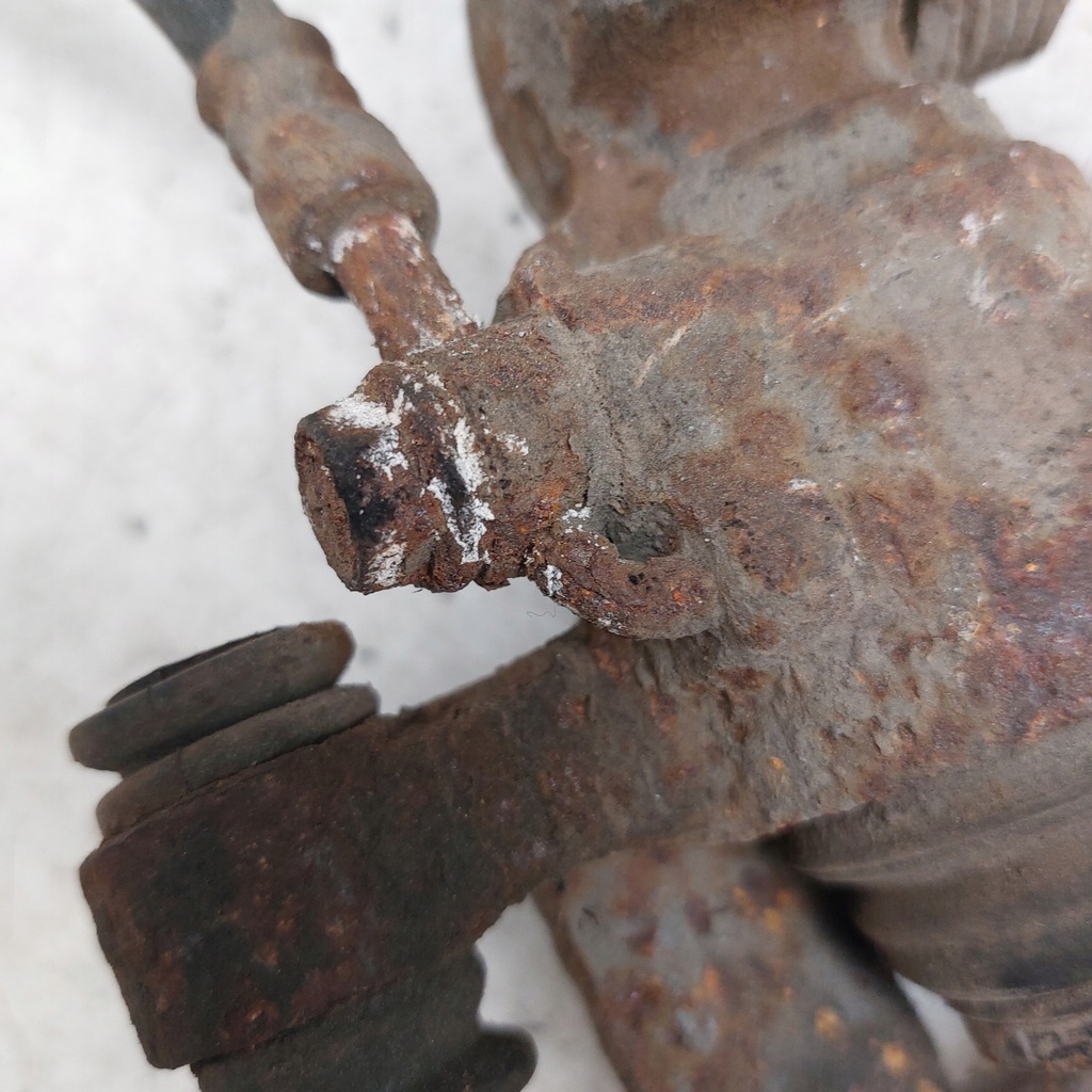 фото №14, Kia carens ii 2 супорт гальмівний правий задня чавунний