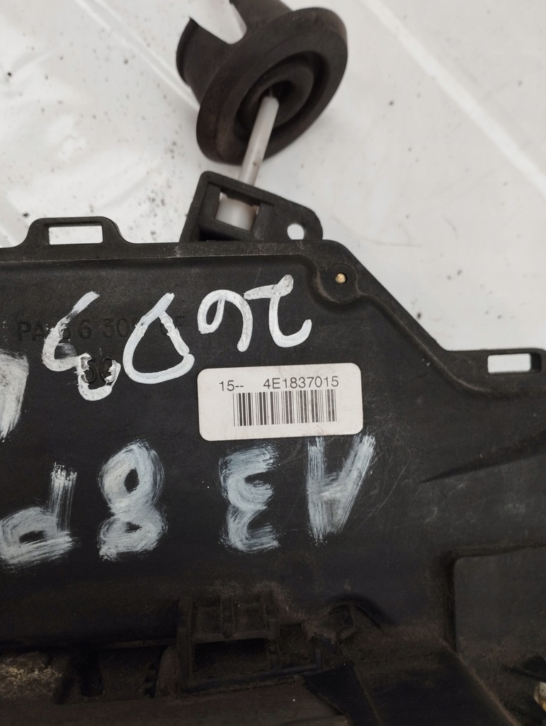 фото №11, Audi a3 8p замок двері лівий перед 4e1837015