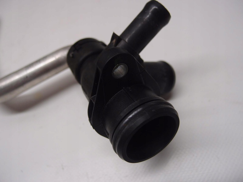 фото №5, Корпус термостата шланги wody ecosport 1.0 ecoboost