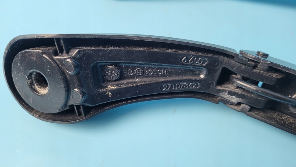 фото №10, Mercedes eqe w295 350+ дворники стекло передней a2978204700 a2978204500