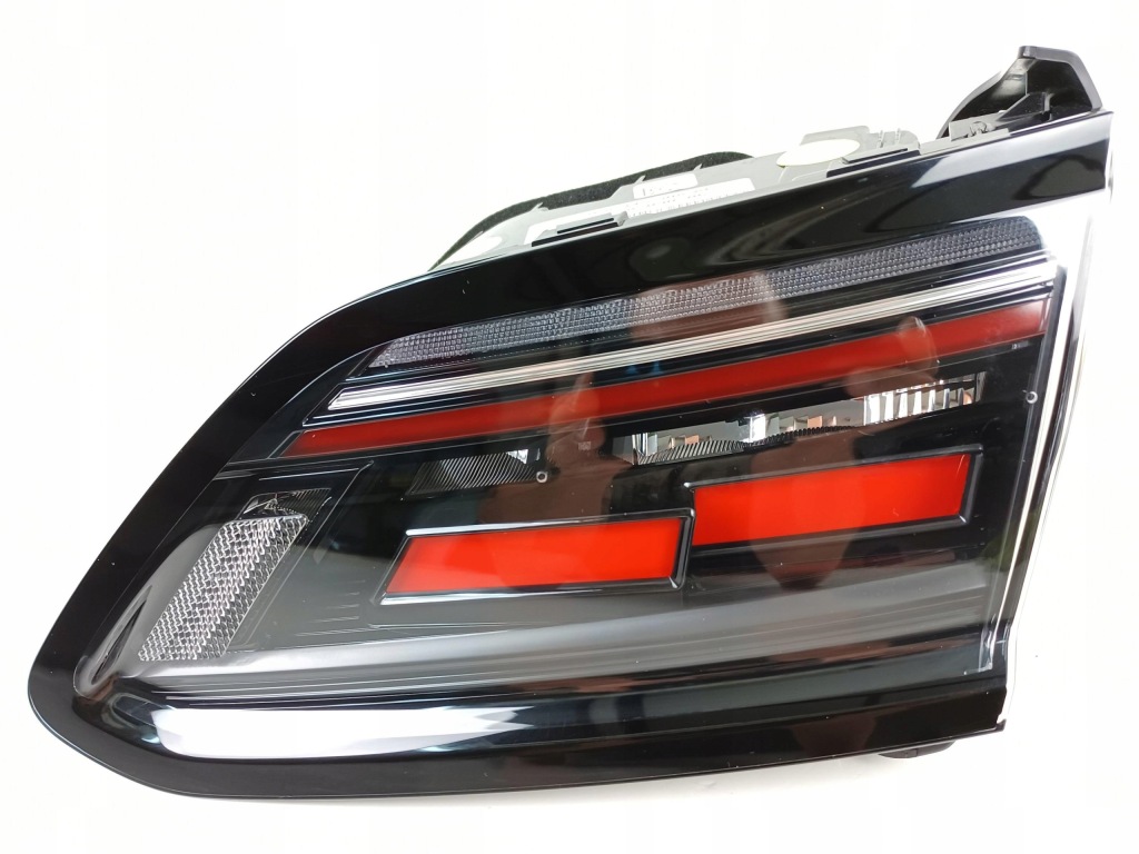 фото №1, Nowa org лампа правый задняя задняя led vw arteon lift