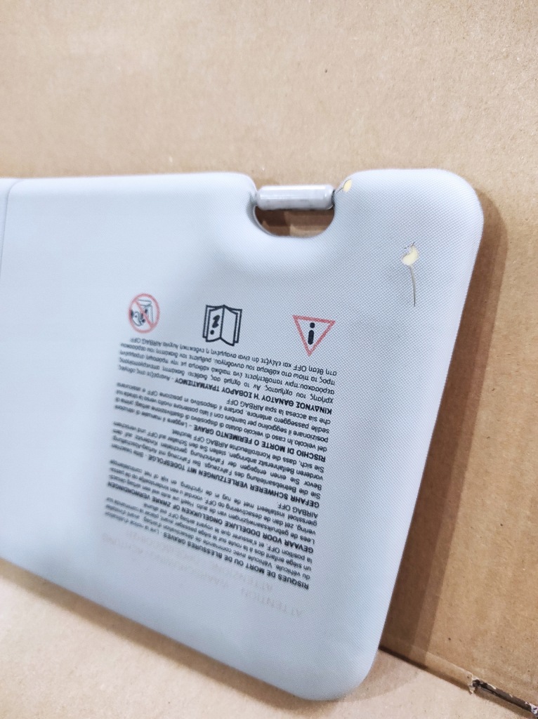 Купить Козырёк накладка солнцезащитная правый  renault koleos 1