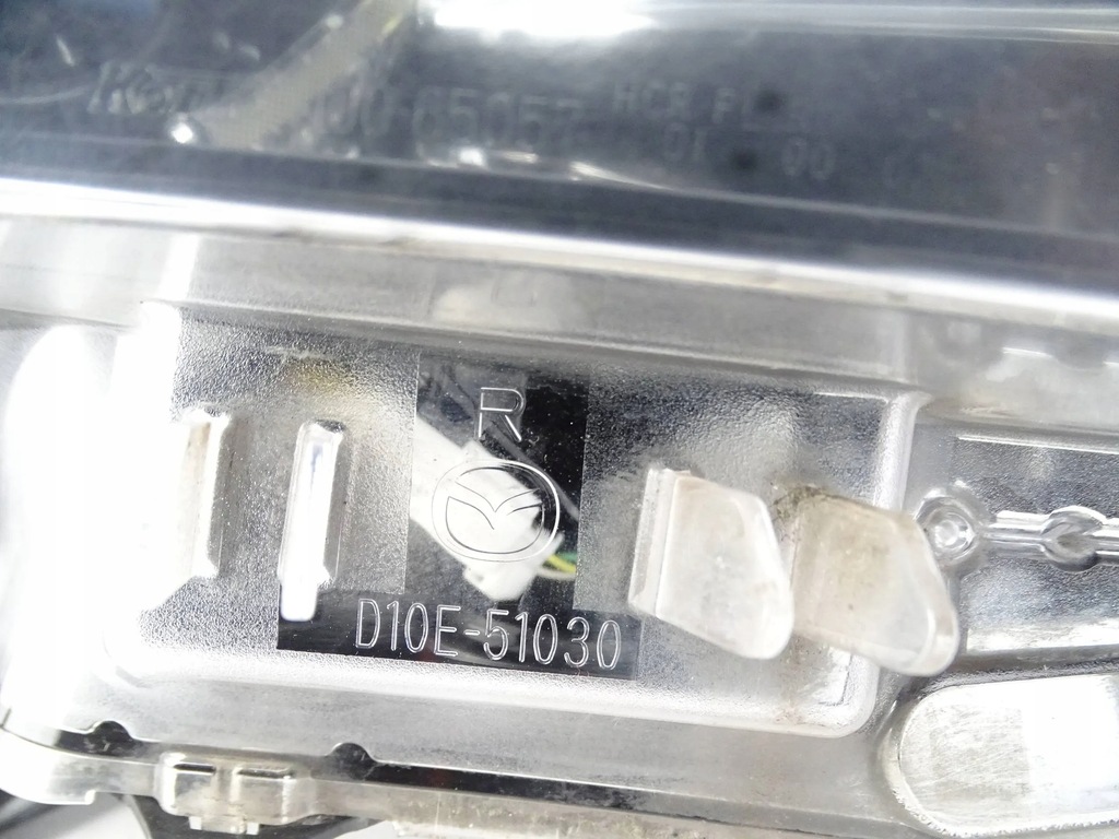 фото №6, Лампа перед передня права mazda cx-3 10 pin