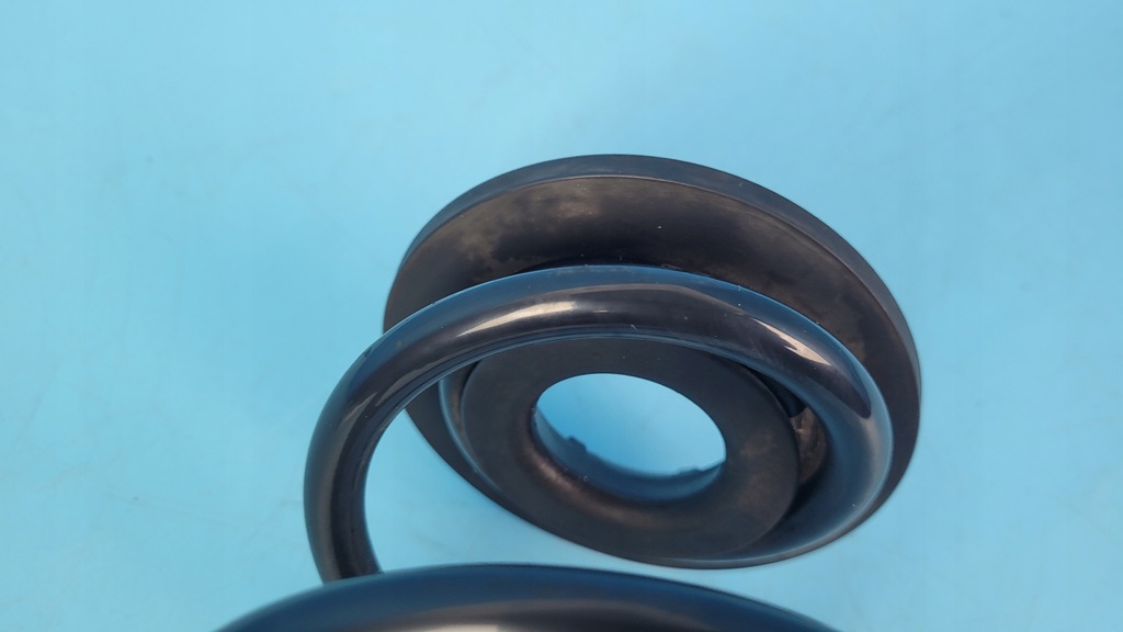 фото №7, Kia stonic 1.0 t-gdi 17r пружины задняя 55335-h8150