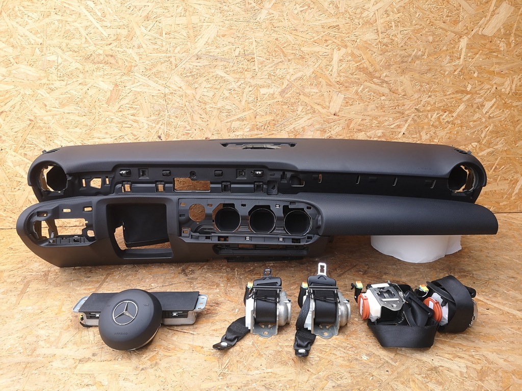 фото №1, Mercedes a-klasa w177 приборная панель подушки безопасности ремни оригинал bdb