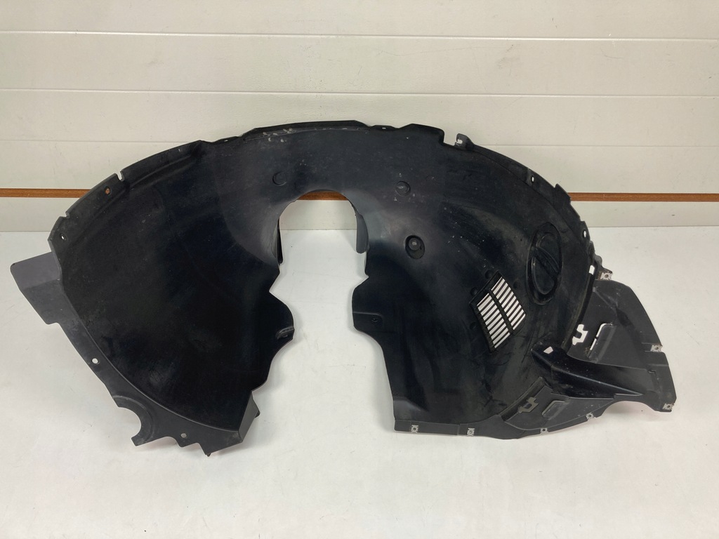 фото №7, Подкрылок правое передние vw caddy 2k7