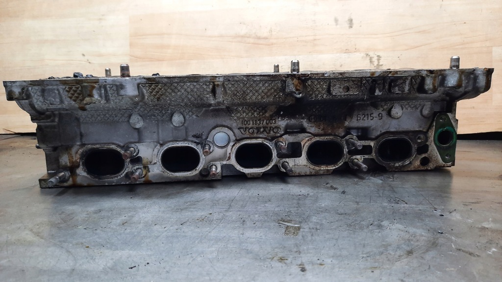фото №10, Головка двигателя 10011837003 volvo s60 v70 ii 2.4b