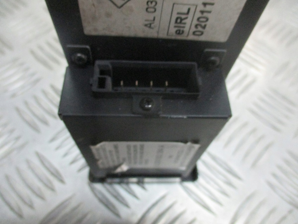 фото №3, Чейнджер дисков cd renault megane ii cc 8200062384a