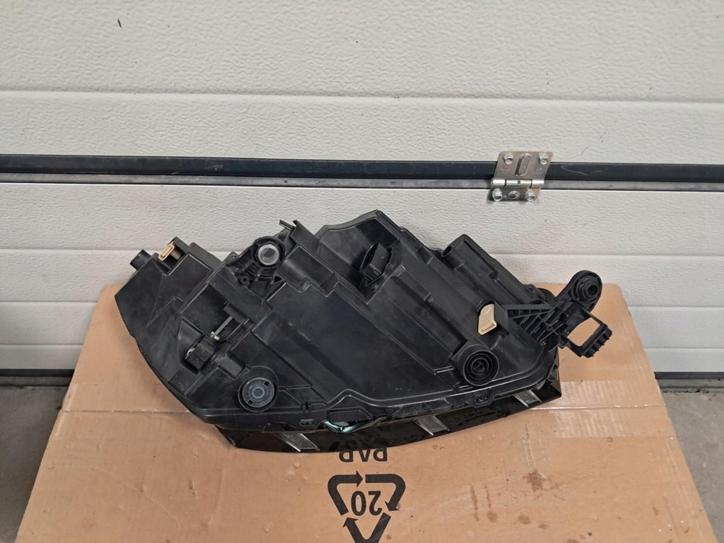 фото №7, Fabia iv 4 6va 21- лампа ліва перед przedia europa 6vb941015 крила лівий