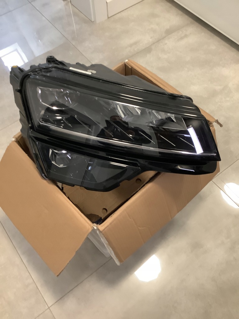 фото №1, Skoda karoq фара правый full led 57b941016b