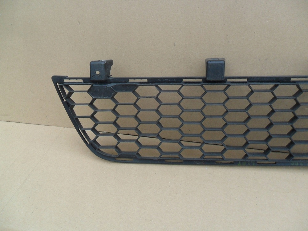 фото №8, Mitsubishi l200 2005 2006 2007- решётка бампера