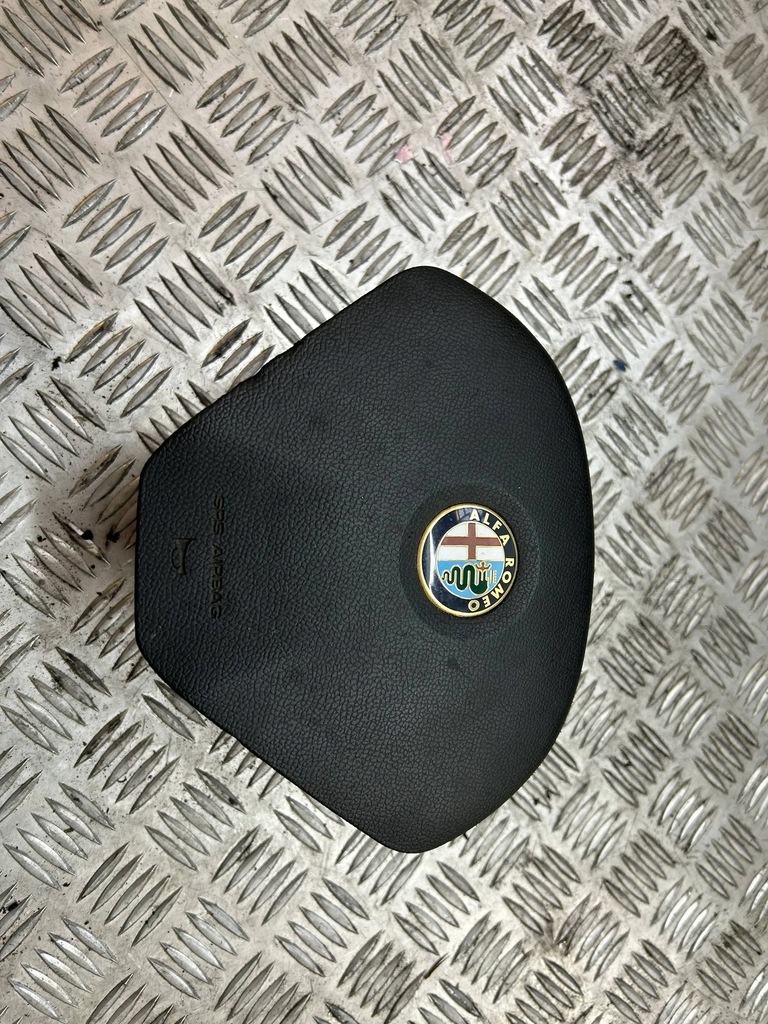 фото №10, Приборная панель консоль ремни подушка безопасности комплект alfa romeo giulietta europa