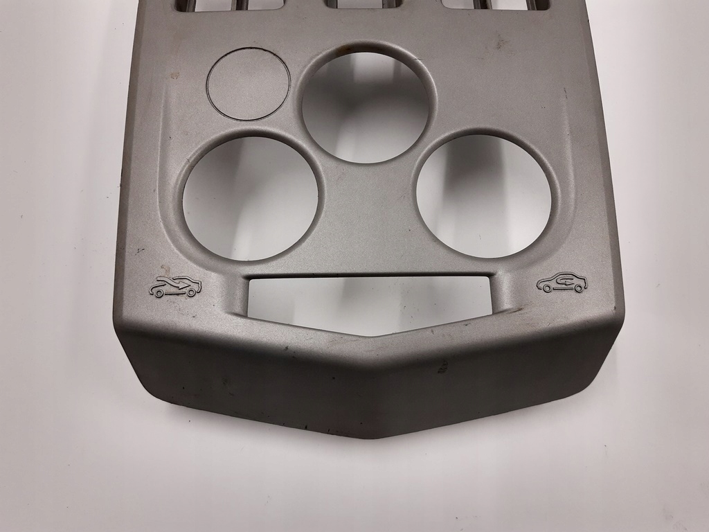 фото №3, Панель средний рамка радио воздуховод dacia logan i