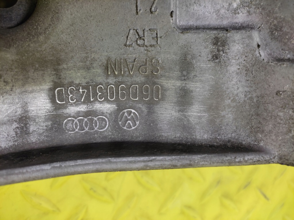 фото №7, Audi a6 c6 2.0 кронштейн двигуна генератора 06d903143d