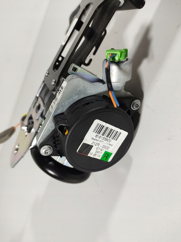 фото №8, Pas безпеки wystrz volvo оригінальний номер 616155800