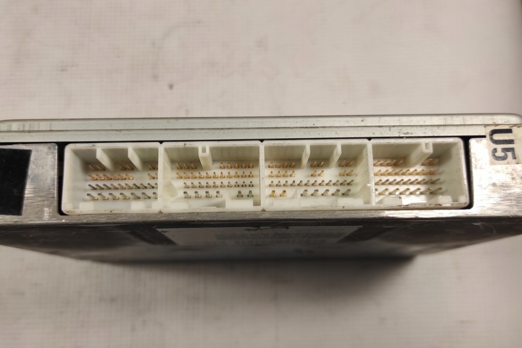 фото №1, Бортовой компьютер двигателя toyota prius хэтчбек _w2_ 8966147160 2008