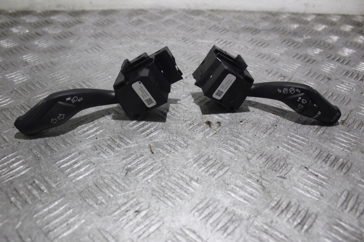 фото №1, Переключатель поворотники ford оригинальный номер av6t13335ad