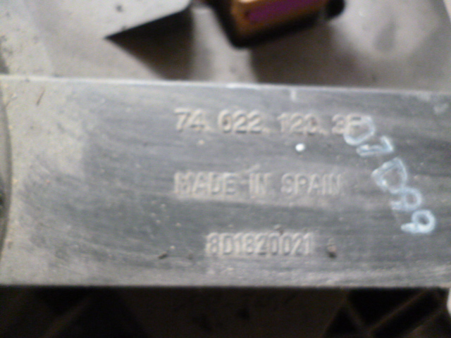 фото №1, Вентилятор обдув vw passat b5 8d1820021