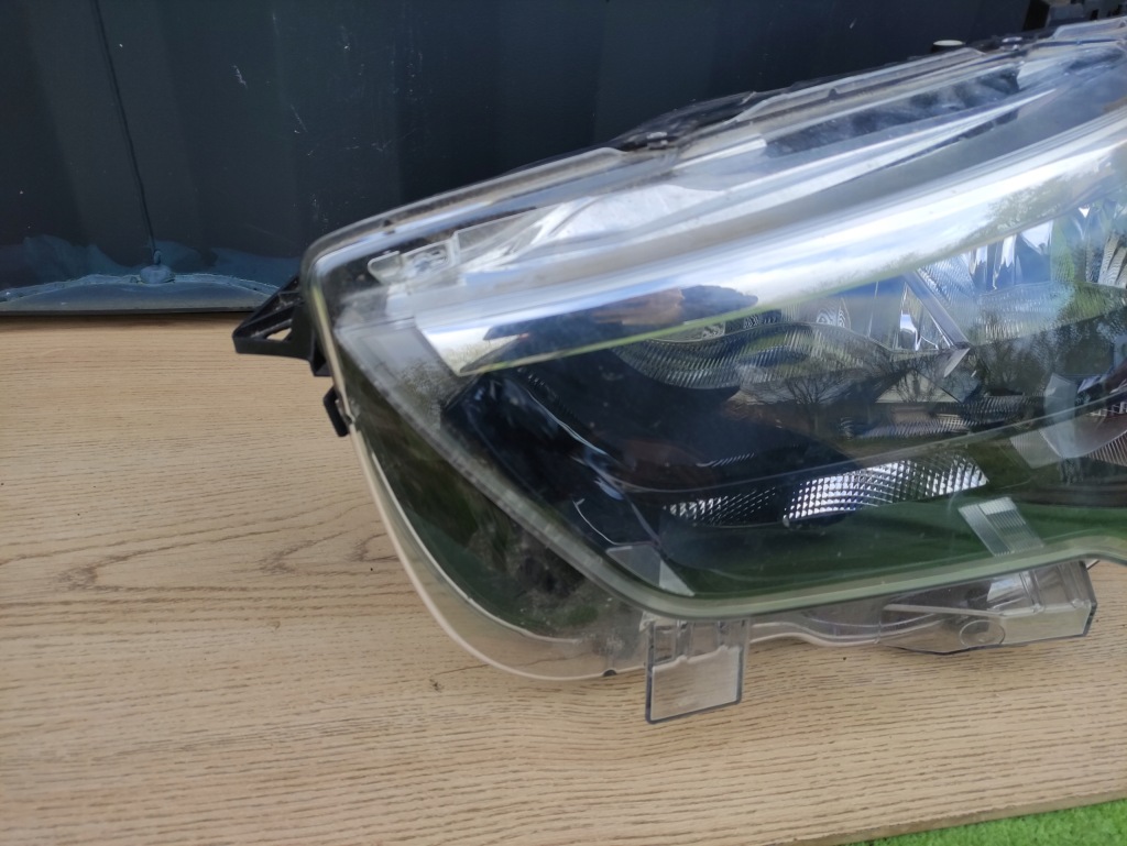 Opel combo e 18- лампа левая + правая перед в Украине