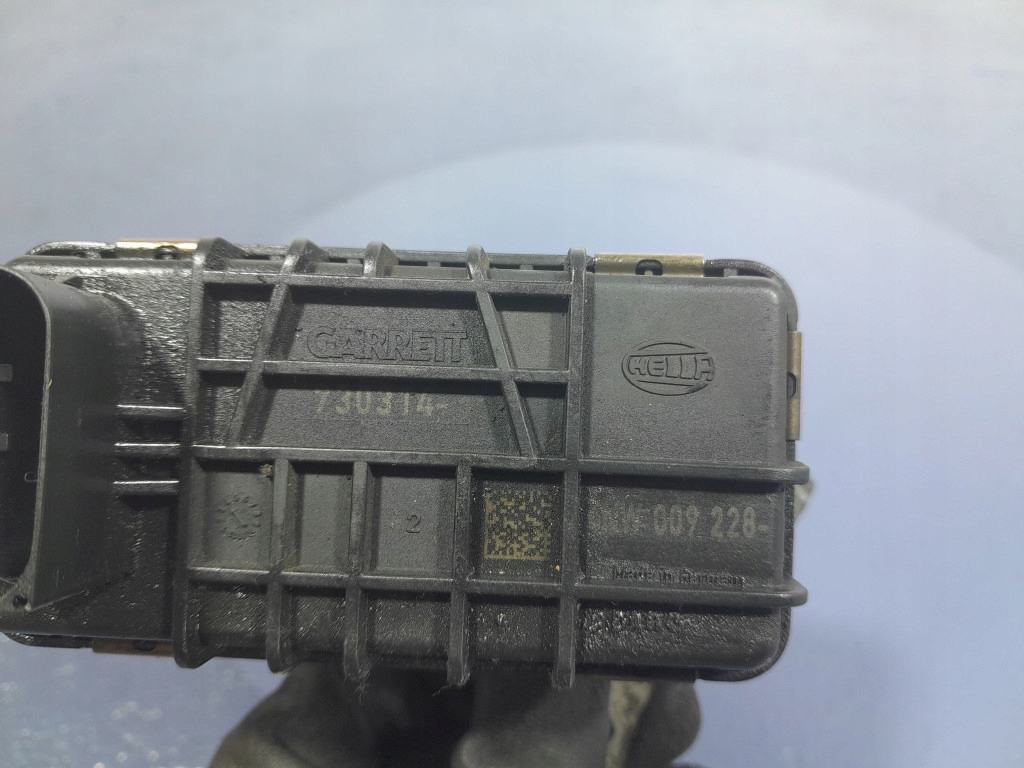 фото №5, Mercedes s w221 4.0 cdi 320 km регулятор турбонагнетателя 730314