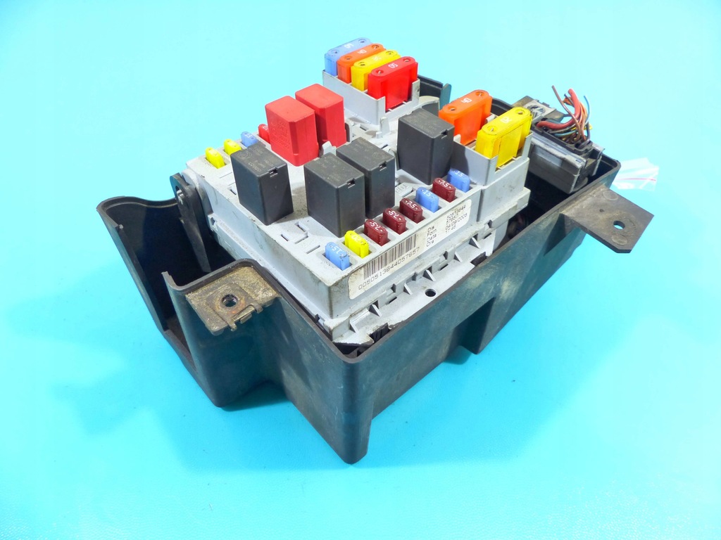 фото №1, Коробка предохранителей opel insignia a 08-17