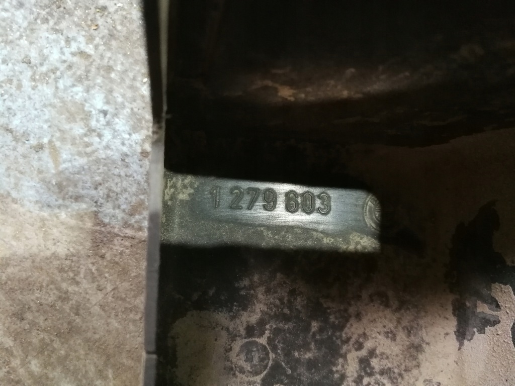 фото №5, Кришка реле m10 bmw e30