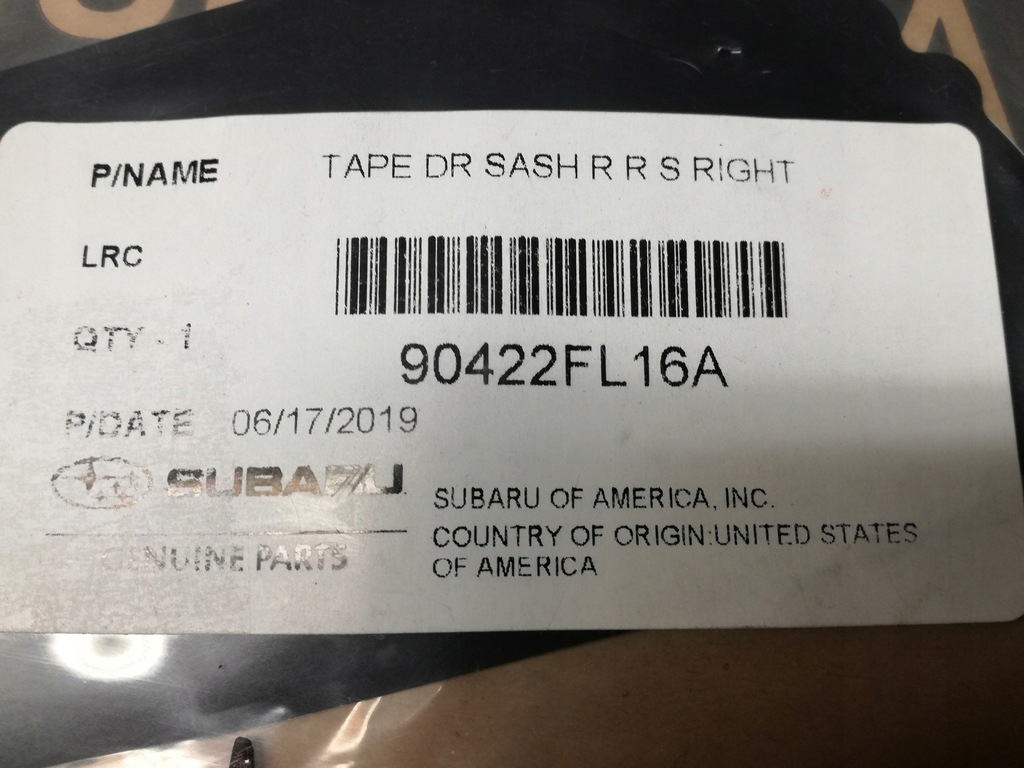 фото №1, Nowa плівка наклейка рамки двері subaru 90422fl16a