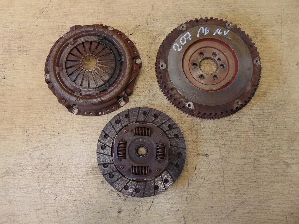 фото №1, Сцепление диск прижим колесо peugeot 207 1.6 16v