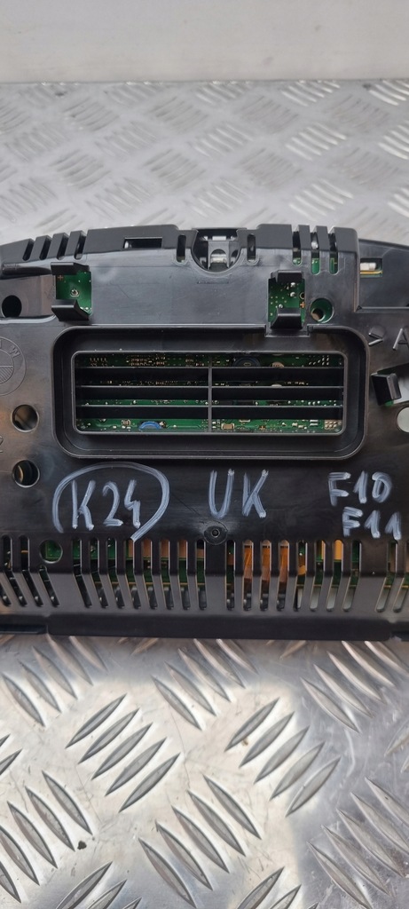 фото №12, Bmw f10 f11 счетчик приборная панель uk anglik 9227616