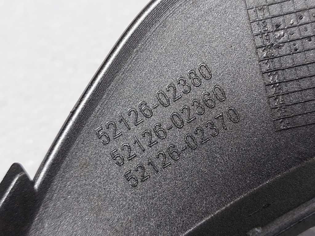 фото №8, Молдинг бампера права ліва toyota corolla e21 19-