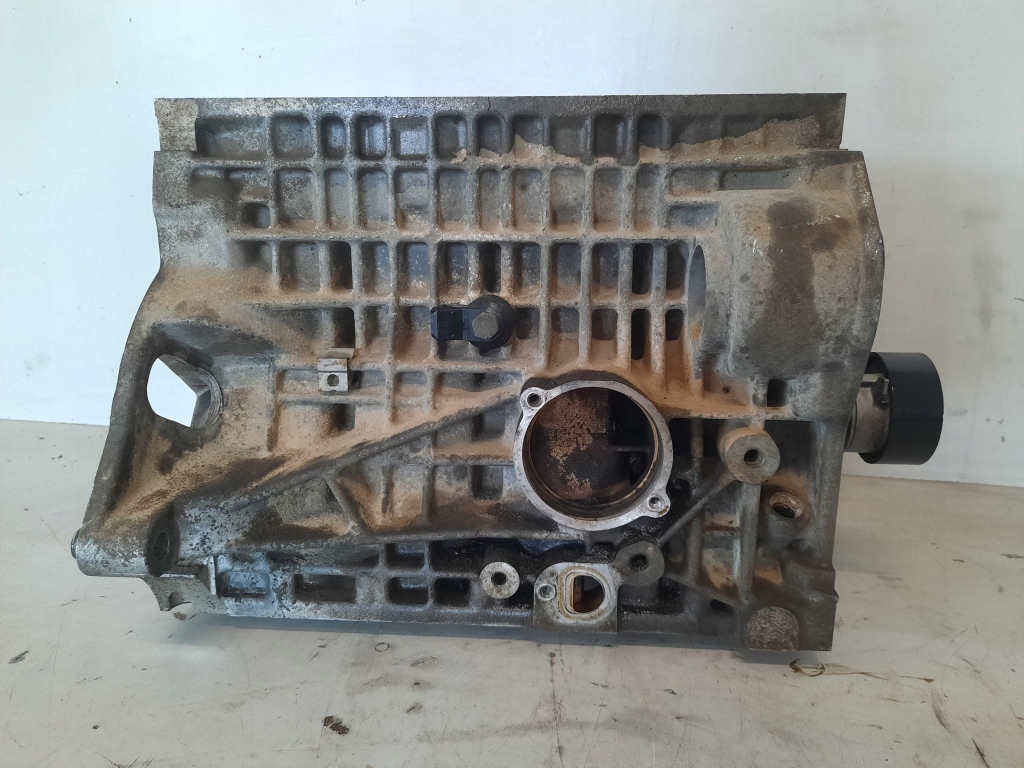 фото №7, Volkswagen golf 4 iv 97-06 1.4mt dół блок двигателя akq