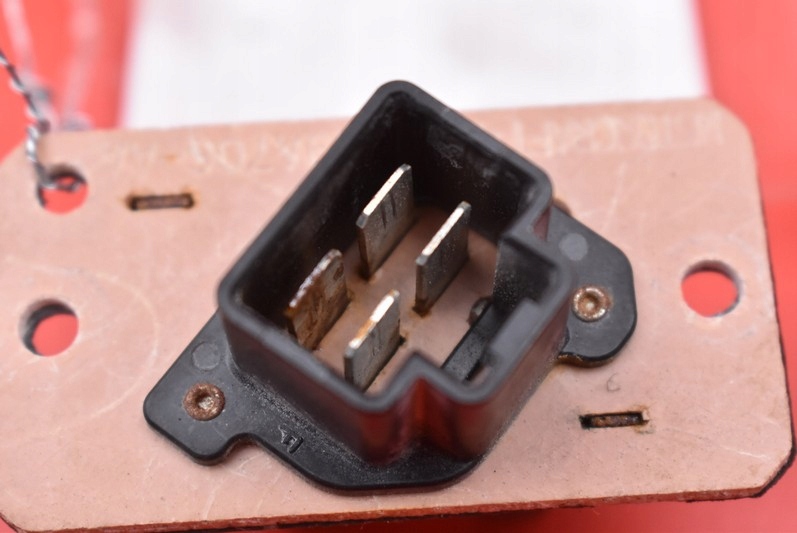 фото №7, Резистор обдув резистор резистор 4l3h-19a706-aa ford maverick 2 ii 04-07