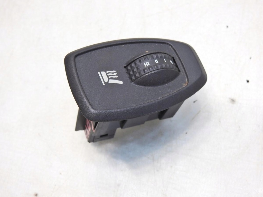 фото №7, Кнопка підігрів сидіння правий laguna iii