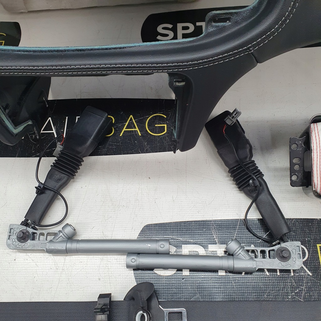 фото №9, Charger панель приладів консоль подушки безпеки ремені подушка безпеки