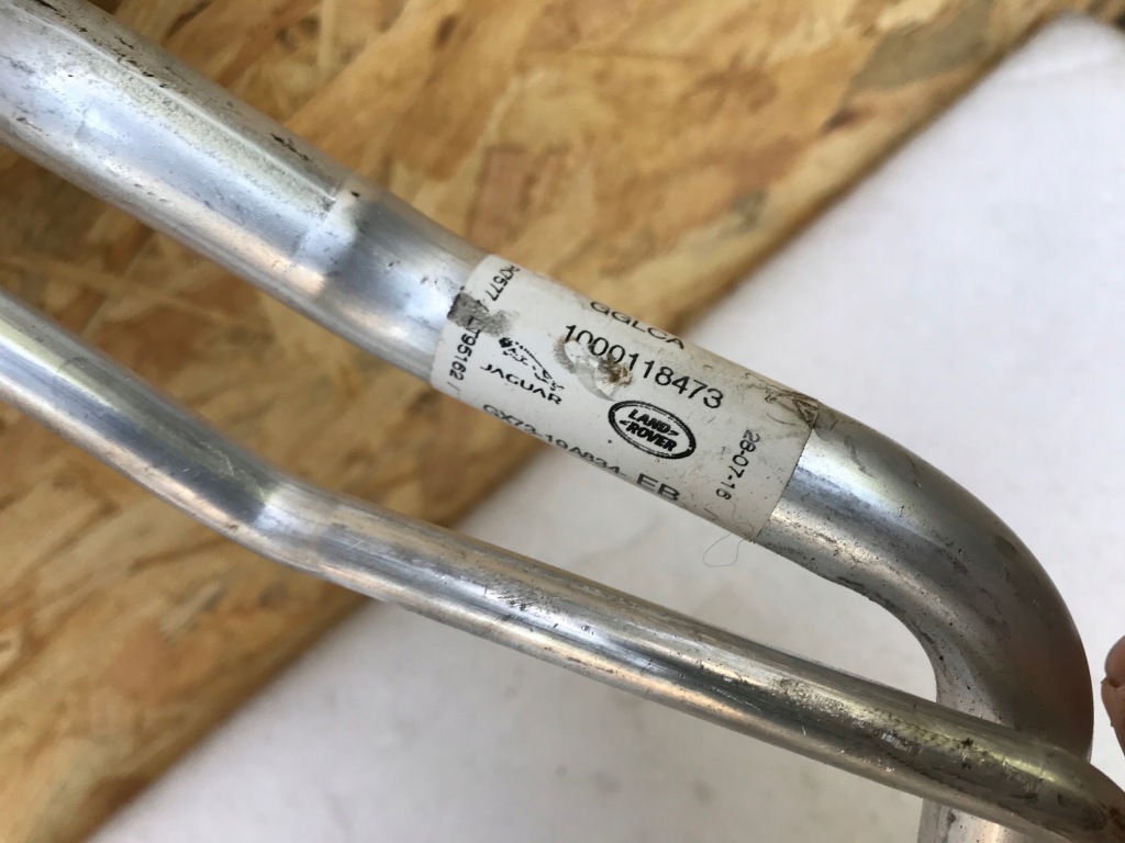 фото №4, Jaguar оригинальный номер gx73-19a834-eb трубка шланг кондиционера