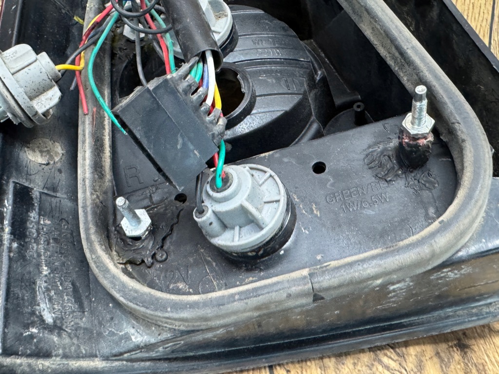 Фара фонари led audi a4 b5 avant универсал задний  правый  левая светодиодные с Разборки