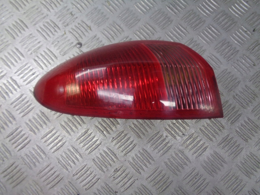 фото №1, Лампа левая задняя alfa romeo 147