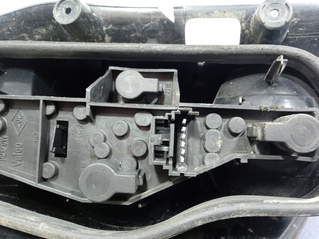 фото №9, Renault laguna ii kombi лампа задняя правая задняя 8200002472