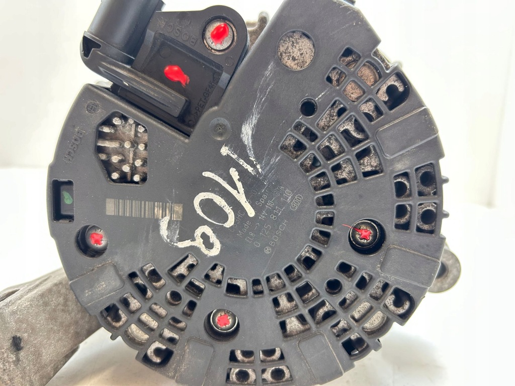 Купити 2014 volvo xc70 генератор 0125811110