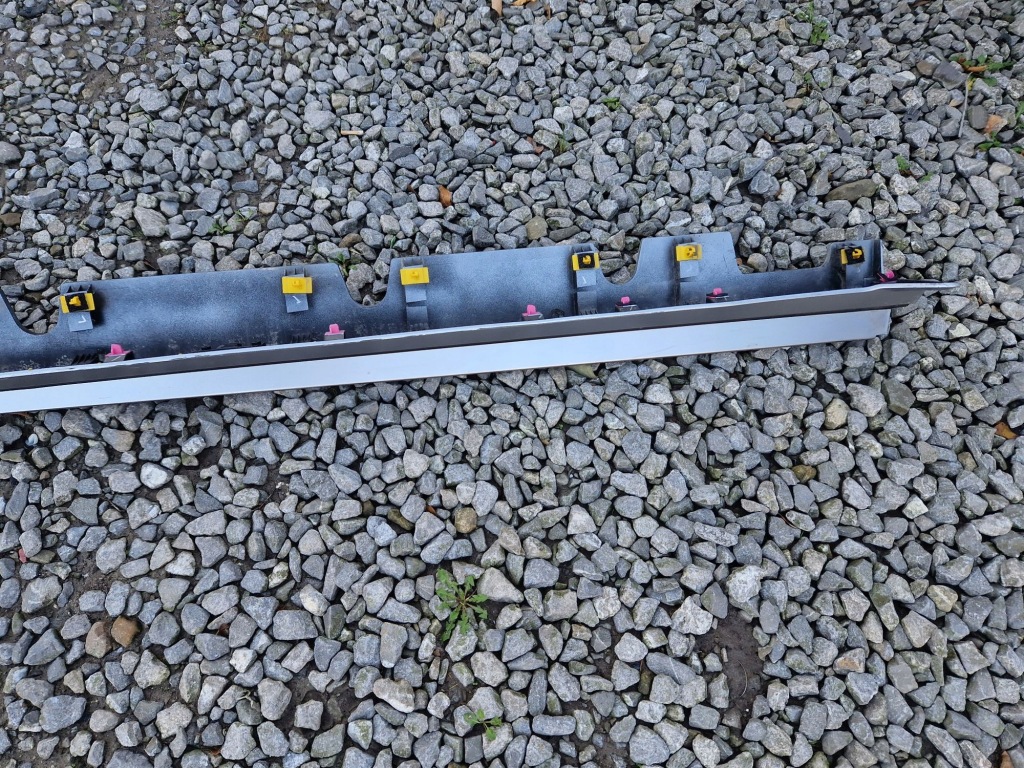 фото №4, Молдинг поріг поріг права hyundai ioniq 5 2012r-