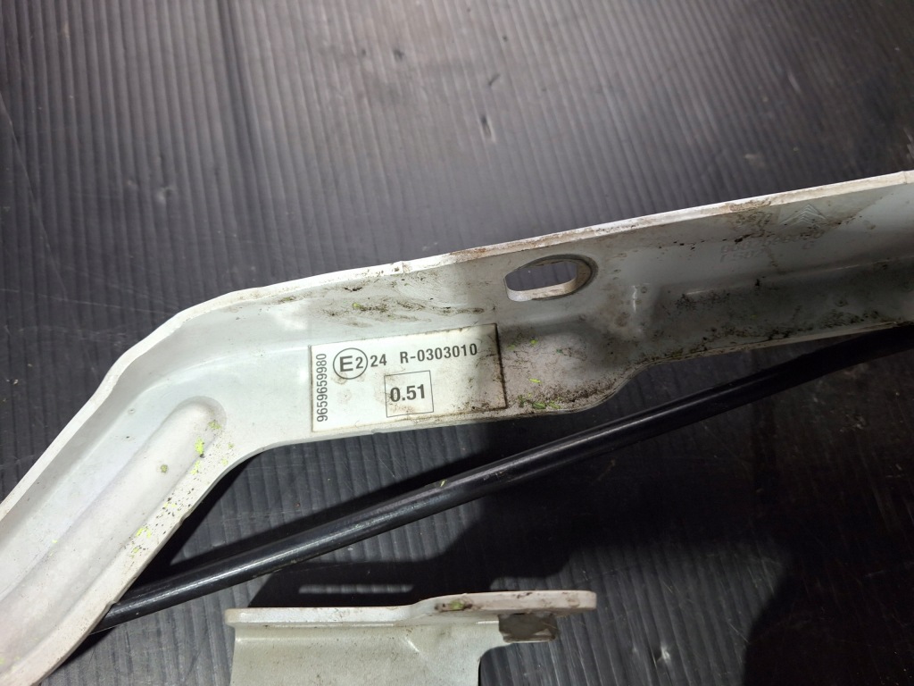 Peugeot 3008 i петли капот левый правый комплект kwed в Украине