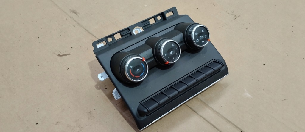 фото №1, Панель кондиционера корпус renault clio v 275107544r