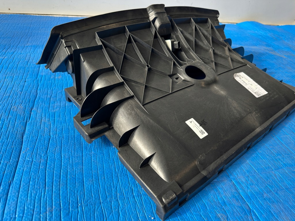 Купити Nowa! tesla y 1640666-00-a впуск повітропровід повітря жалюзі передня оригінал