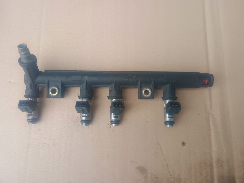 фото №1, Fiat panda ii 1.1 молдинг подаюча упорскування 3219018301 iwp095