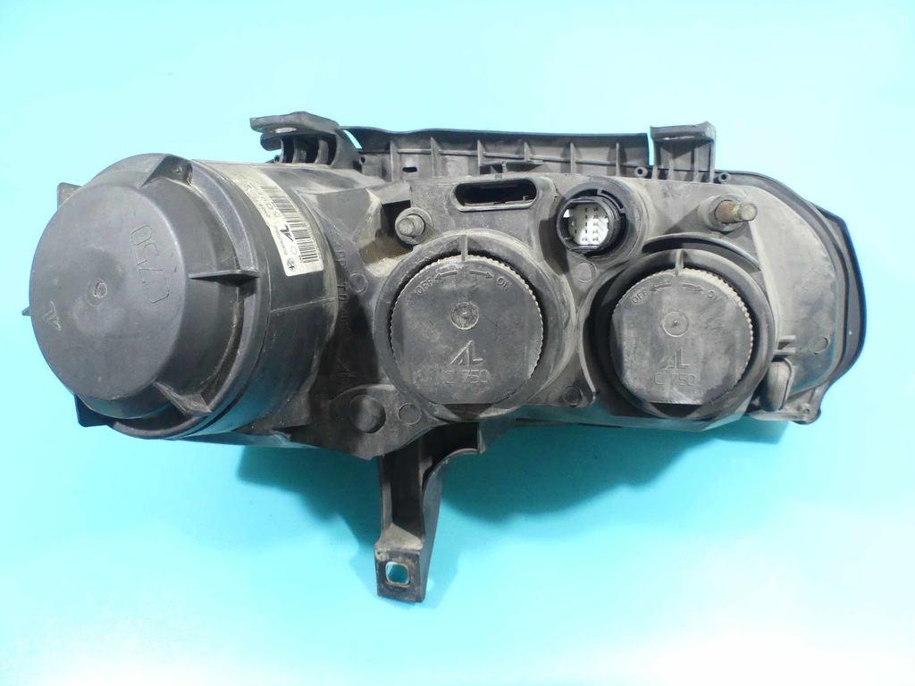 фото №4, Фара левый лампа перед alfa romeo 159 europa