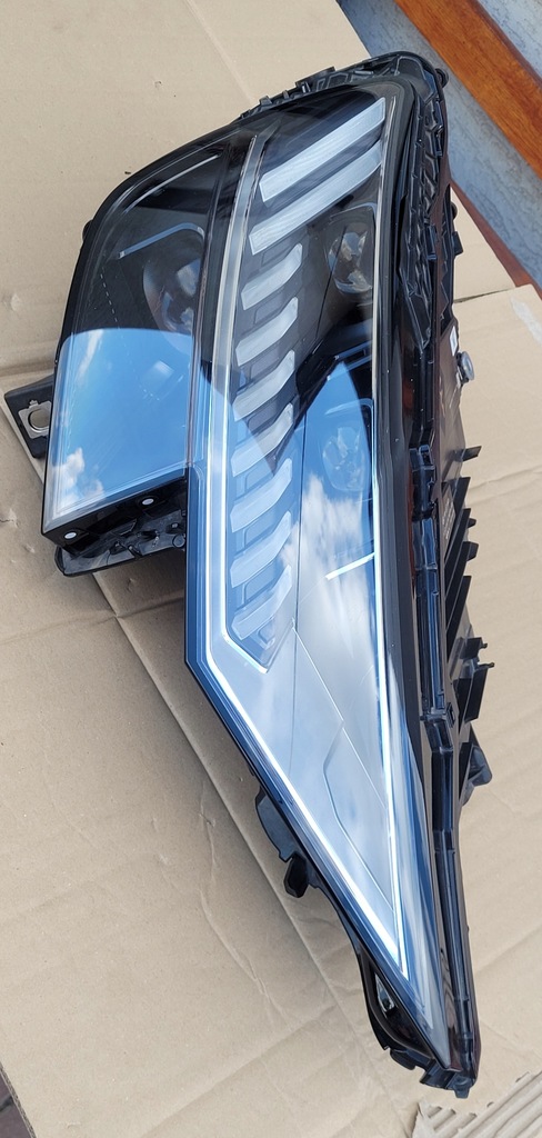 фото №11, Audi q8 s-line sq8 бампер передний 4m8807437d